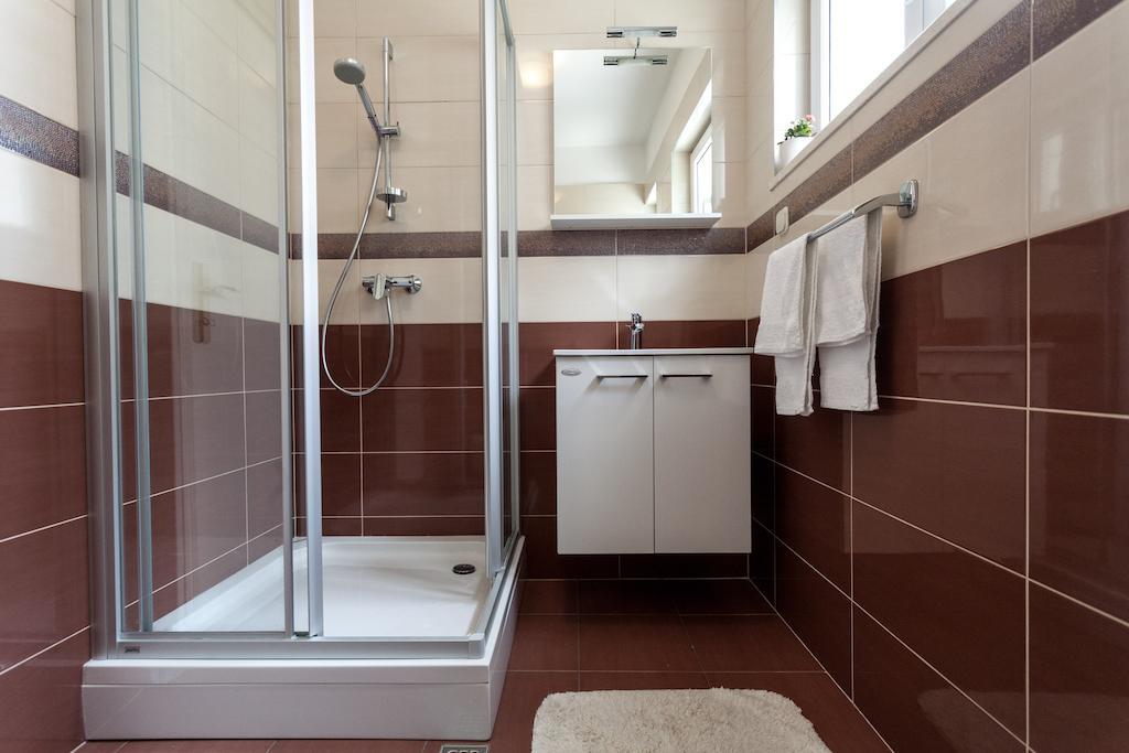 Beach Apartments Rafael Задар Екстериор снимка