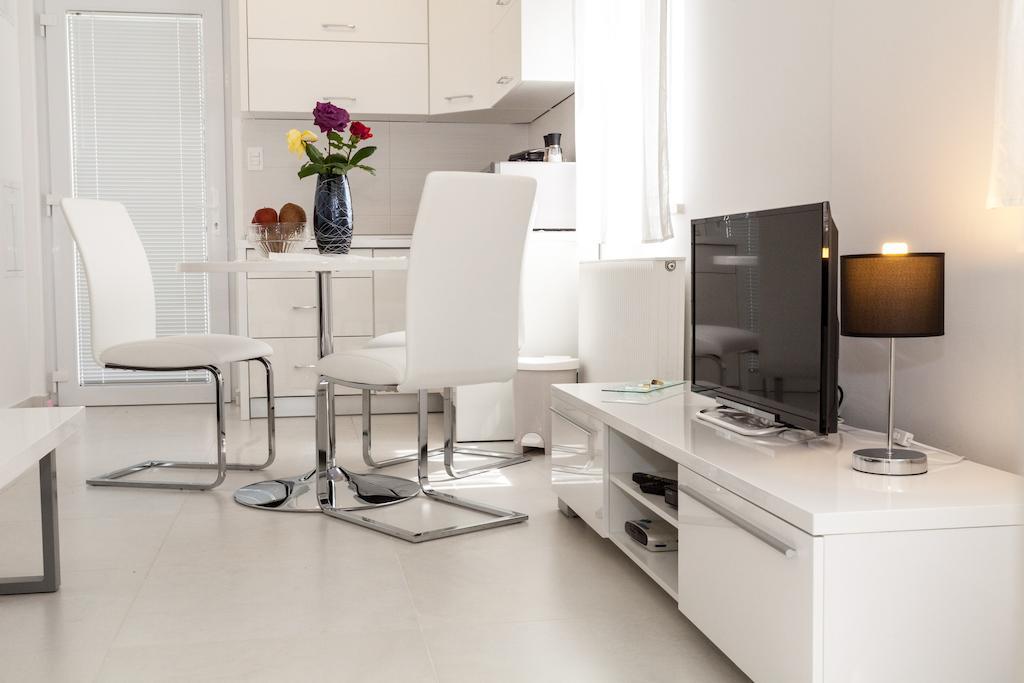 Beach Apartments Rafael Задар Екстериор снимка