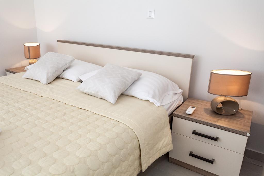 Beach Apartments Rafael Задар Екстериор снимка
